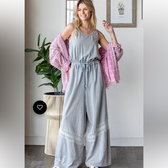 Oli & Hali 🩵 Washed Lace Detail Jumpsuit - Picture 4 of 5